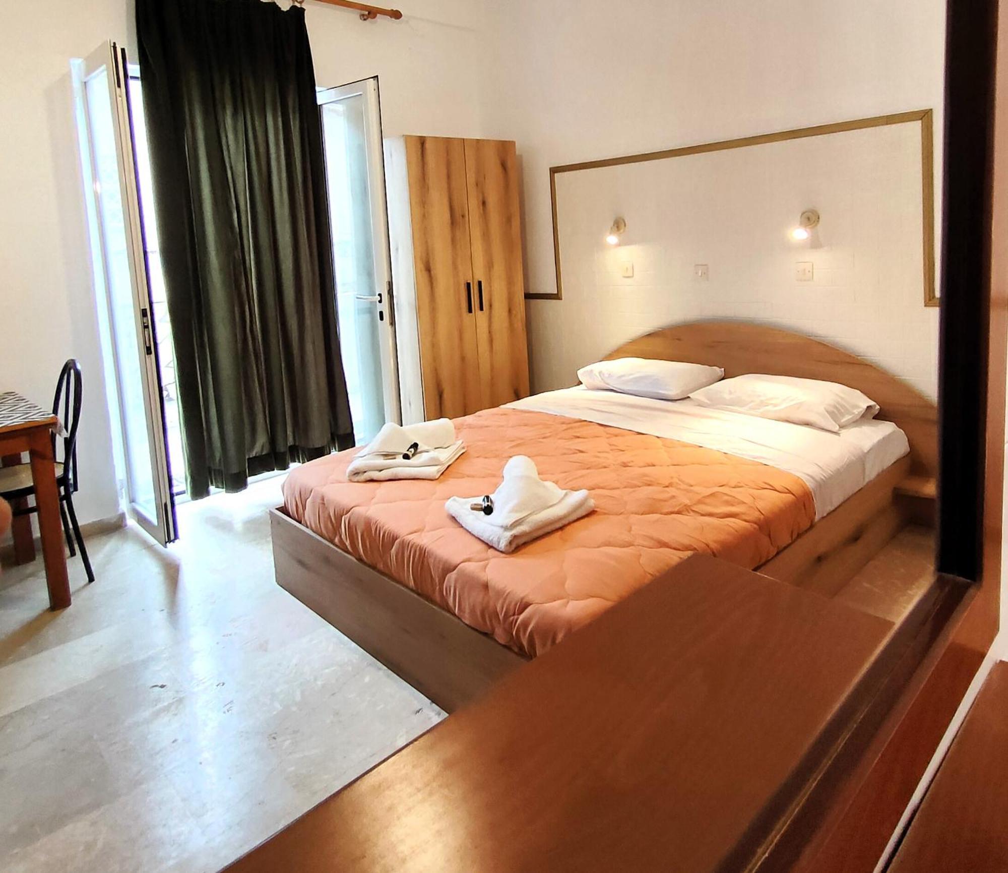 Eleni Apartments Sant George Beach Agios Georgios  Exterior foto